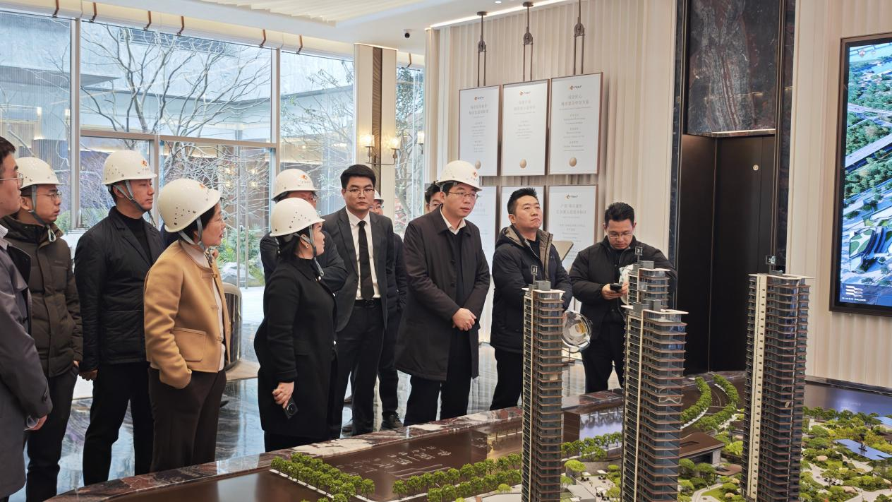 刘志伟深入集团所属企业开展节前项目调研督导